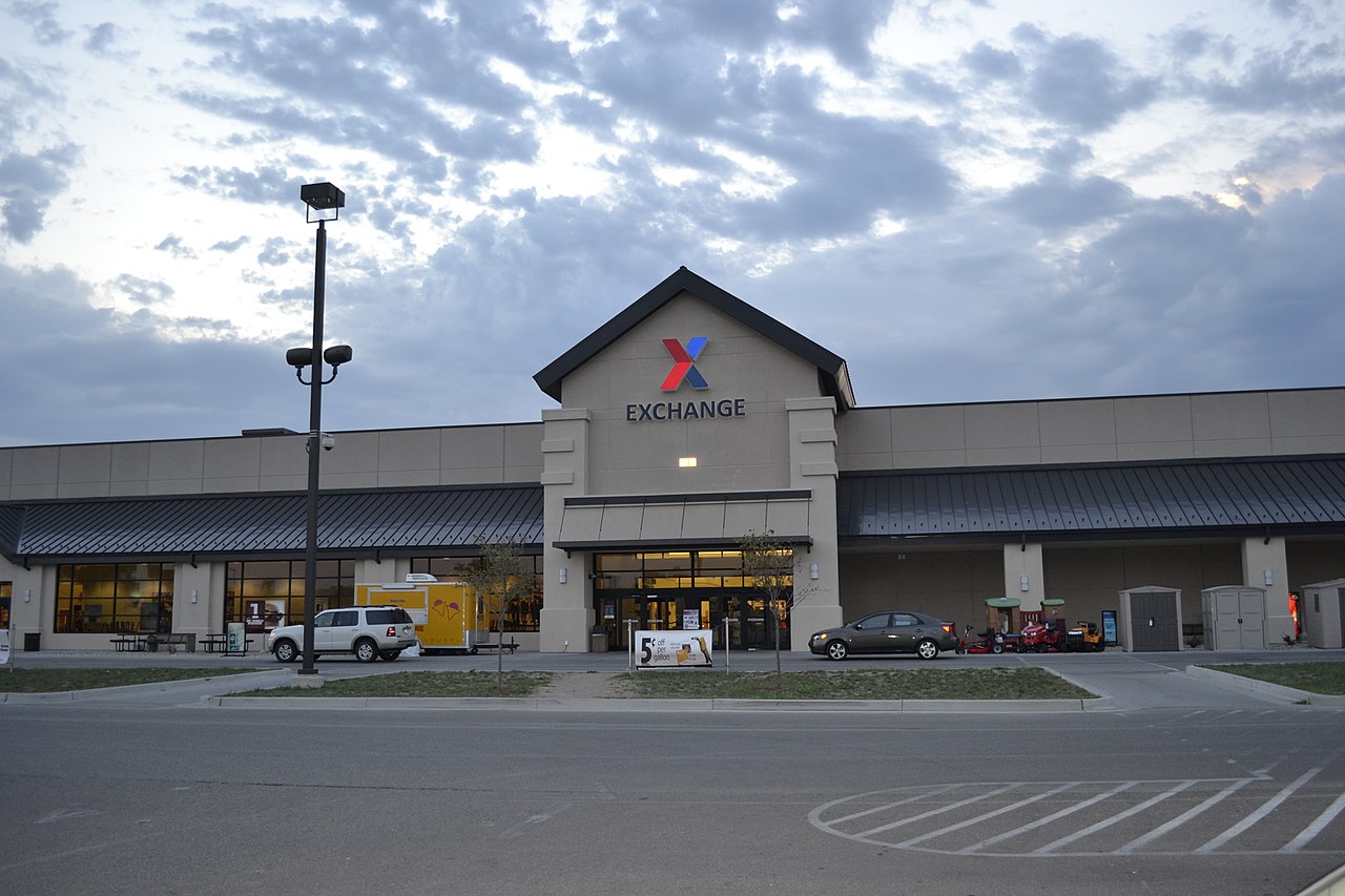 AAFES Exchange Shopping Center & Mall - Fort Riley, KS