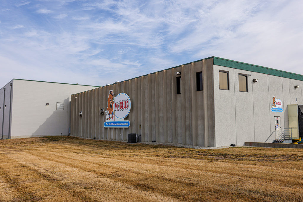 Mr. Dell's Warehouse built with precast concrete and concrete tilt-up construction